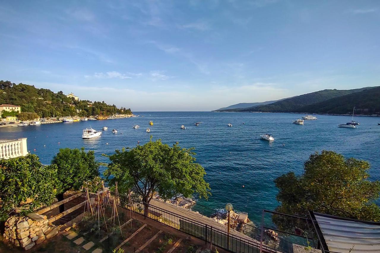 Studio Apartment Above Promenade W Terrace & Parking Rabac Exterior photo