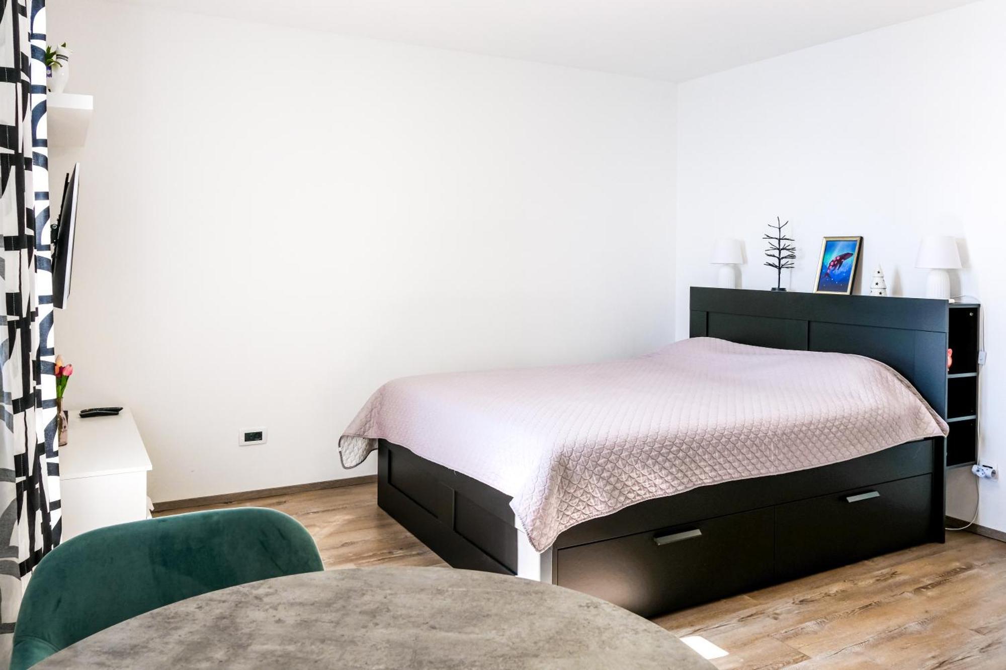 Studio Apartment Above Promenade W Terrace & Parking Rabac Exterior photo